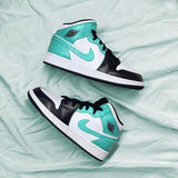 AIR JORDAN 1 MID ISLAND GREEN