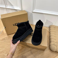 Ugg botte basse Tazz Black