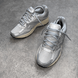 Saucony ProGrid Omni 9 'Quartz/Eggshell'