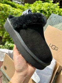 Ugg Black Ouverte
