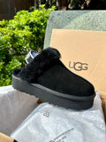 Ugg Black Ouverte