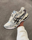ASICS baskets Gel Kayano 14 Cream Black metallic Plum