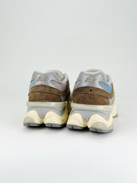 NEW BALANCE 9060