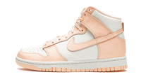 DUNK HIGH CRIMSON TINT