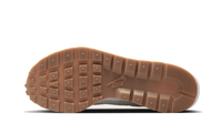 VAPORWAFFLE SACAI SAIL GUM